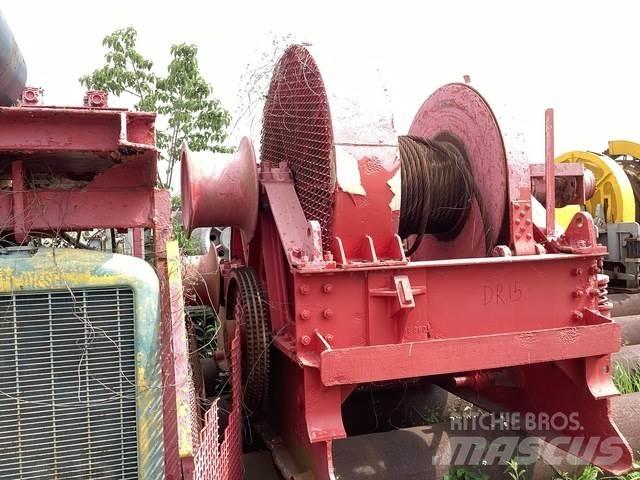  Winch Navijáky