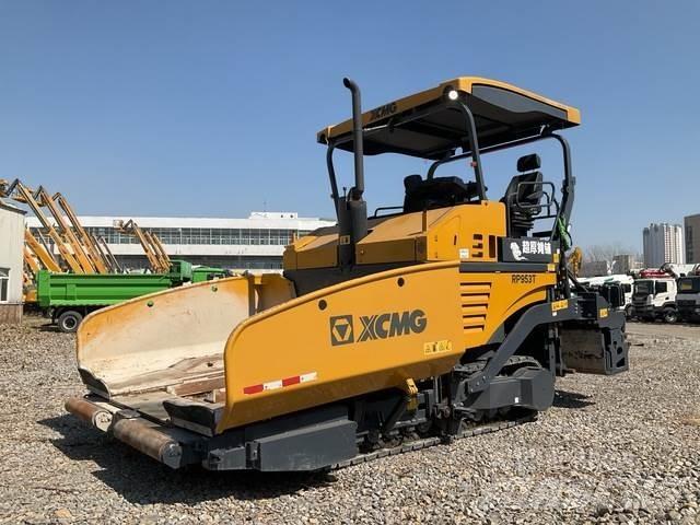 XCMG RP953T Finišery