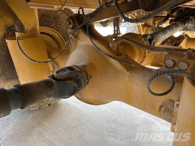 XCMG XDR70T Kloubové dempry