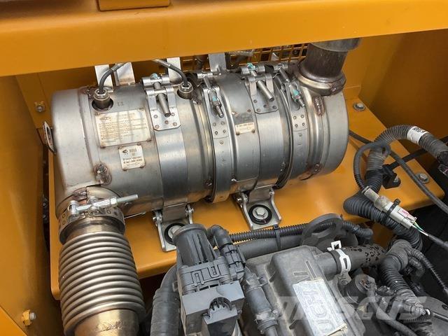 XCMG XE135G Pásová rýpadla