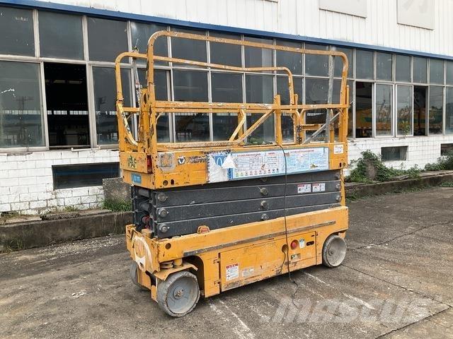 XCMG XG1008HD Nůžková zvedací plošina