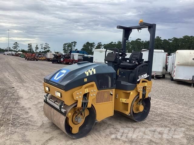 XCMG XMR303S Tandemové válce