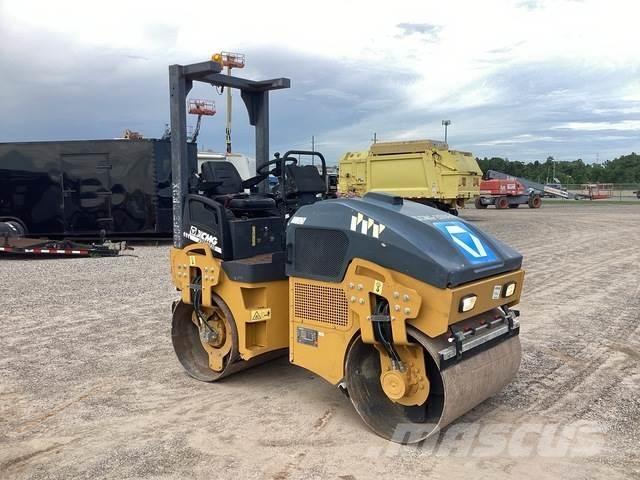 XCMG XMR303S Tandemové válce