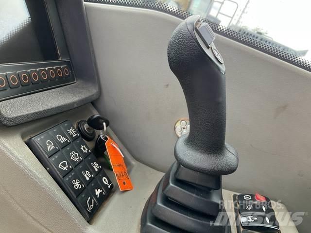 Yanmar B110W Kolová rýpadla