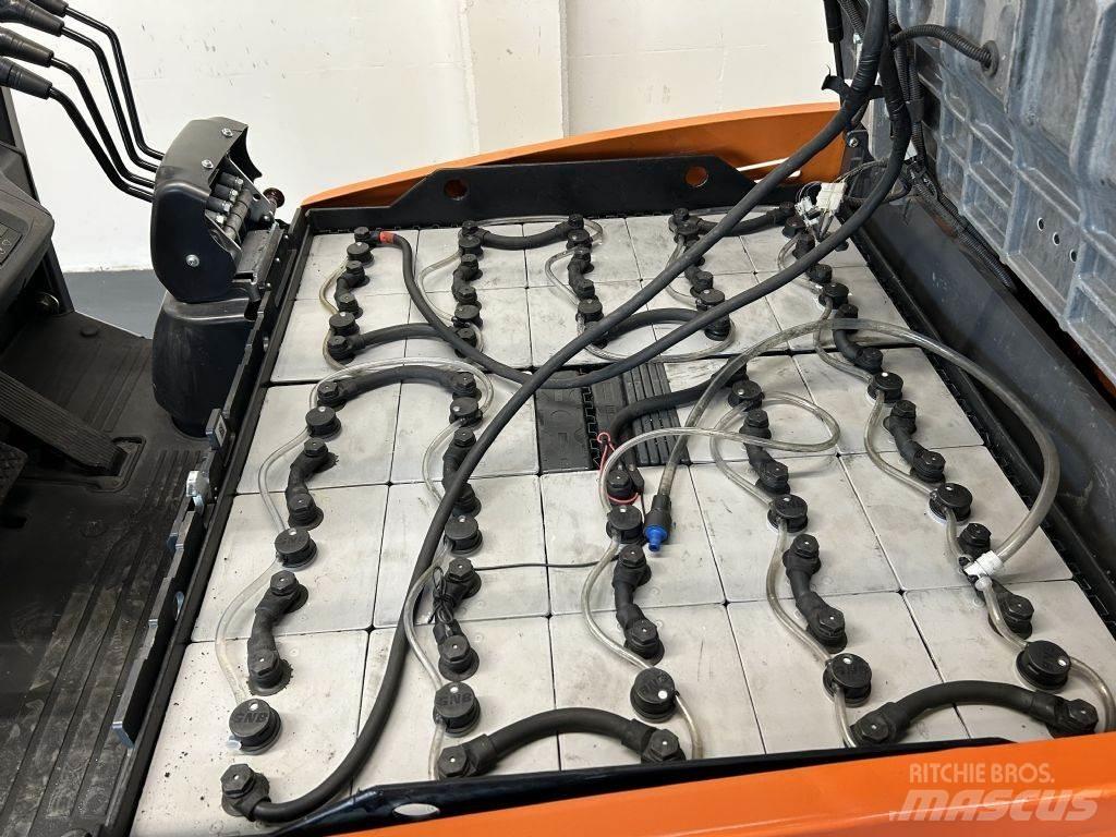 Doosan B25S-7 Akumulátorové vozíky