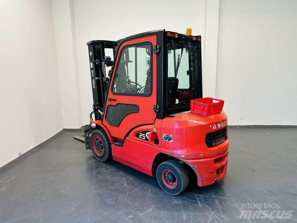 Hangcha CPCD25-XRW92F Dieselové vozíky