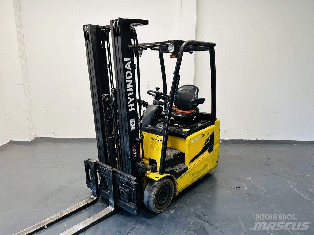 Hyundai 15BT-9 Akumulátorové vozíky