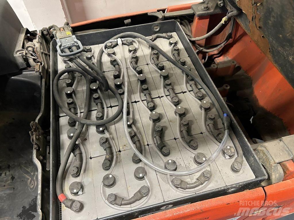Linde E16H-01 Akumulátorové vozíky