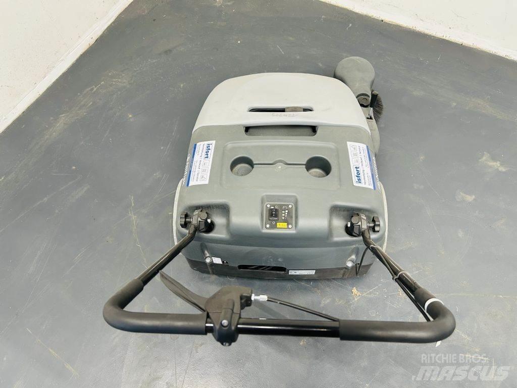 Nilfisk SW750 Zametací stroje