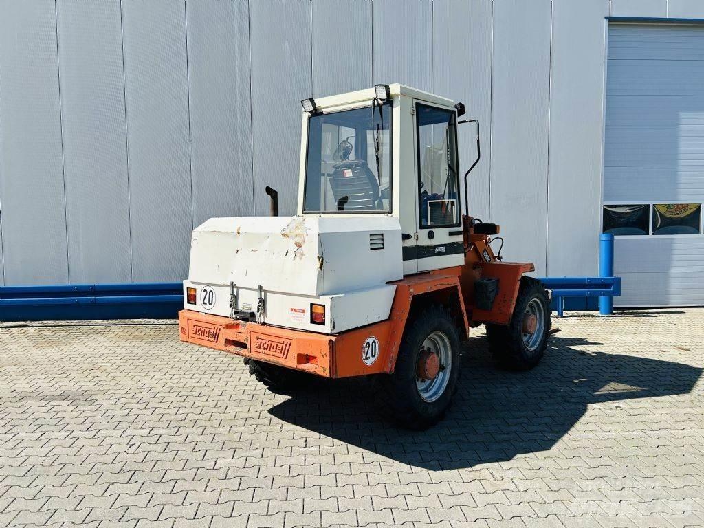 Schaeff KL835 Kolové nakladače
