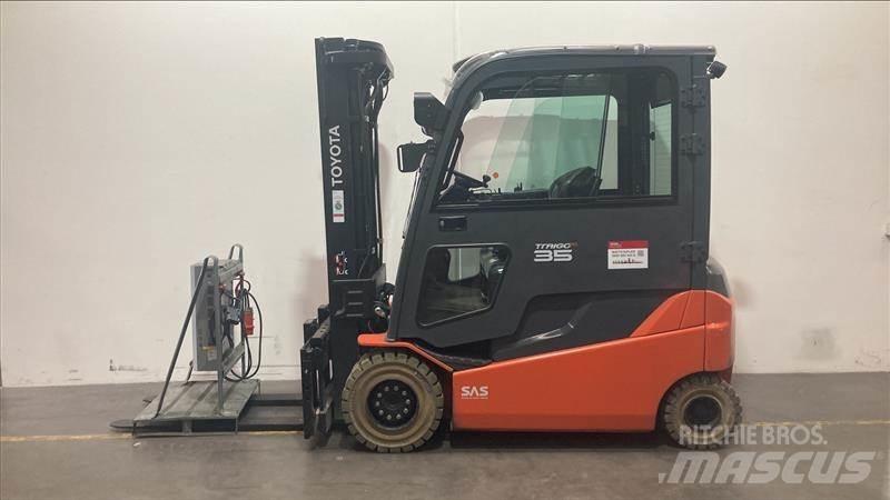 Toyota 8FBMT35 Akumulátorové vozíky