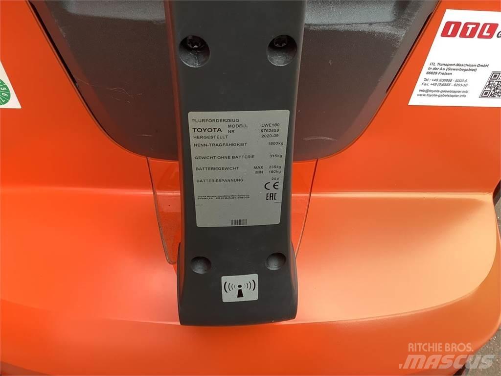 Toyota LWE180 Nízkozdvižný vozík