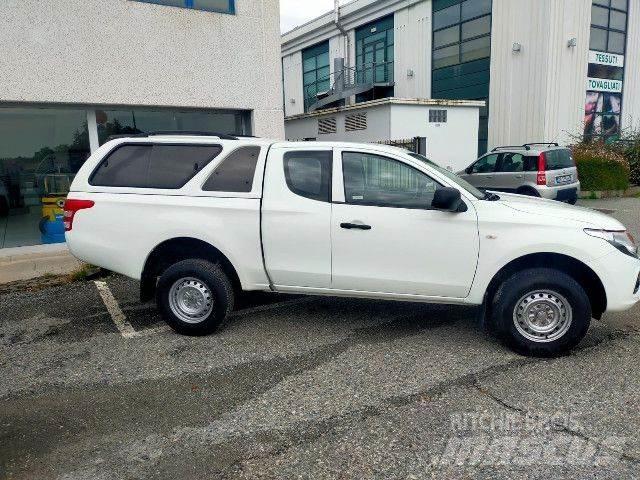 Fiat FULLBACK Valníky/Sklápěcí bočnice