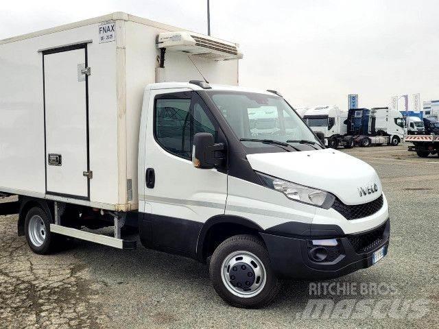 Iveco 50C15 Chladírenské nákladní vozy