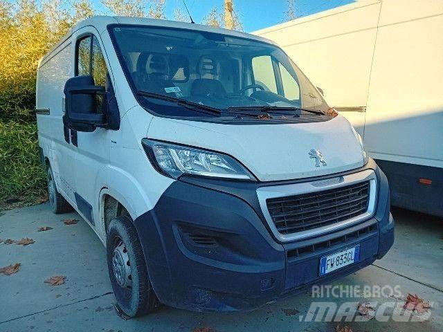 Peugeot BOXER Skříňová nástavba