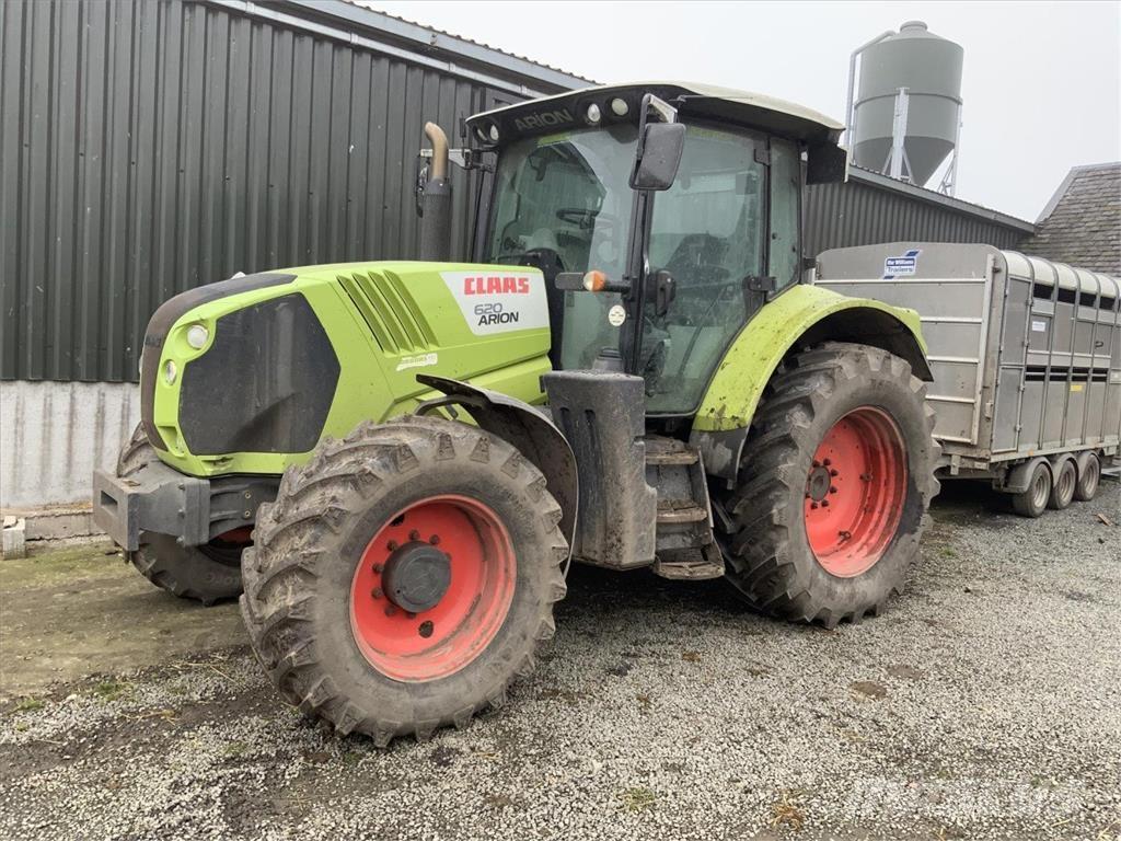 CLAAS ARION 620 Traktory
