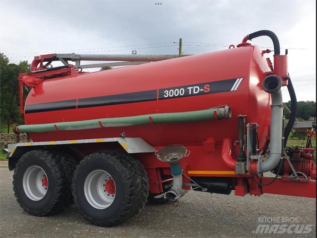 Hi-Spec 3000 TD-S Rozmetadla chlévské mrvy