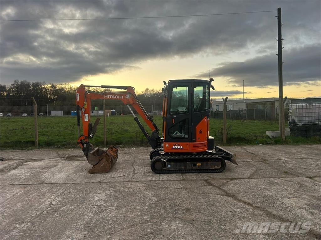 Hitachi ZAXIS 26U Další
