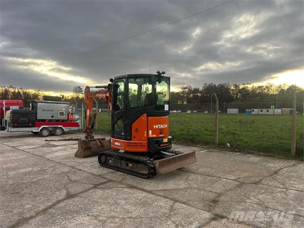 Hitachi ZAXIS 26U Další