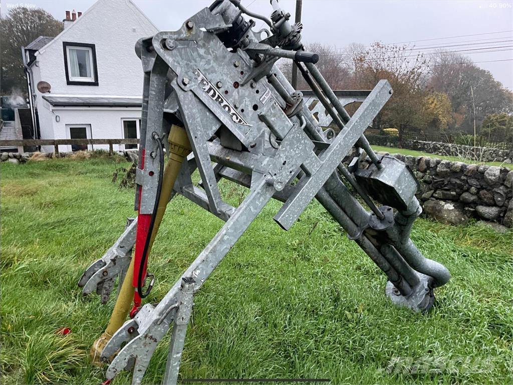 Redrock SUPER 8 Rozmetadla chlévské mrvy