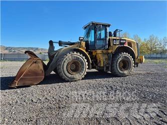 CAT 966M Kolové nakladače