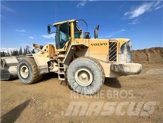 Volvo L180F Kolové nakladače