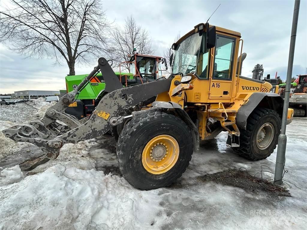 Volvo L90E Kolové nakladače