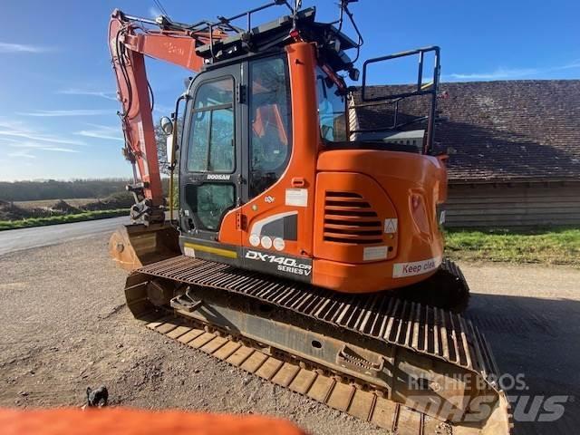 Doosan DX140LCR Pásová rýpadla