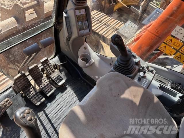 Hitachi ZX210-6 Pásová rýpadla