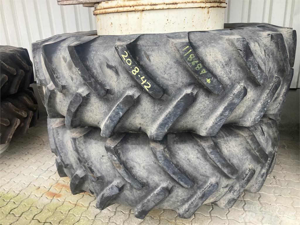  20,8R42 TIL 38 Pneumatiky, kola a ráfky