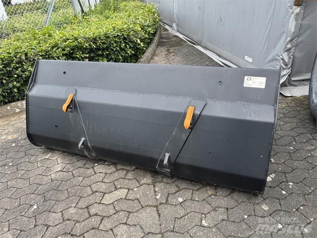 Ålö VL 225 SKOVL Čelní nakladače a rypadla