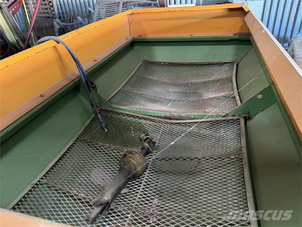 Amazone ZA-U 1801 Aplikátory tekutých hnojiv