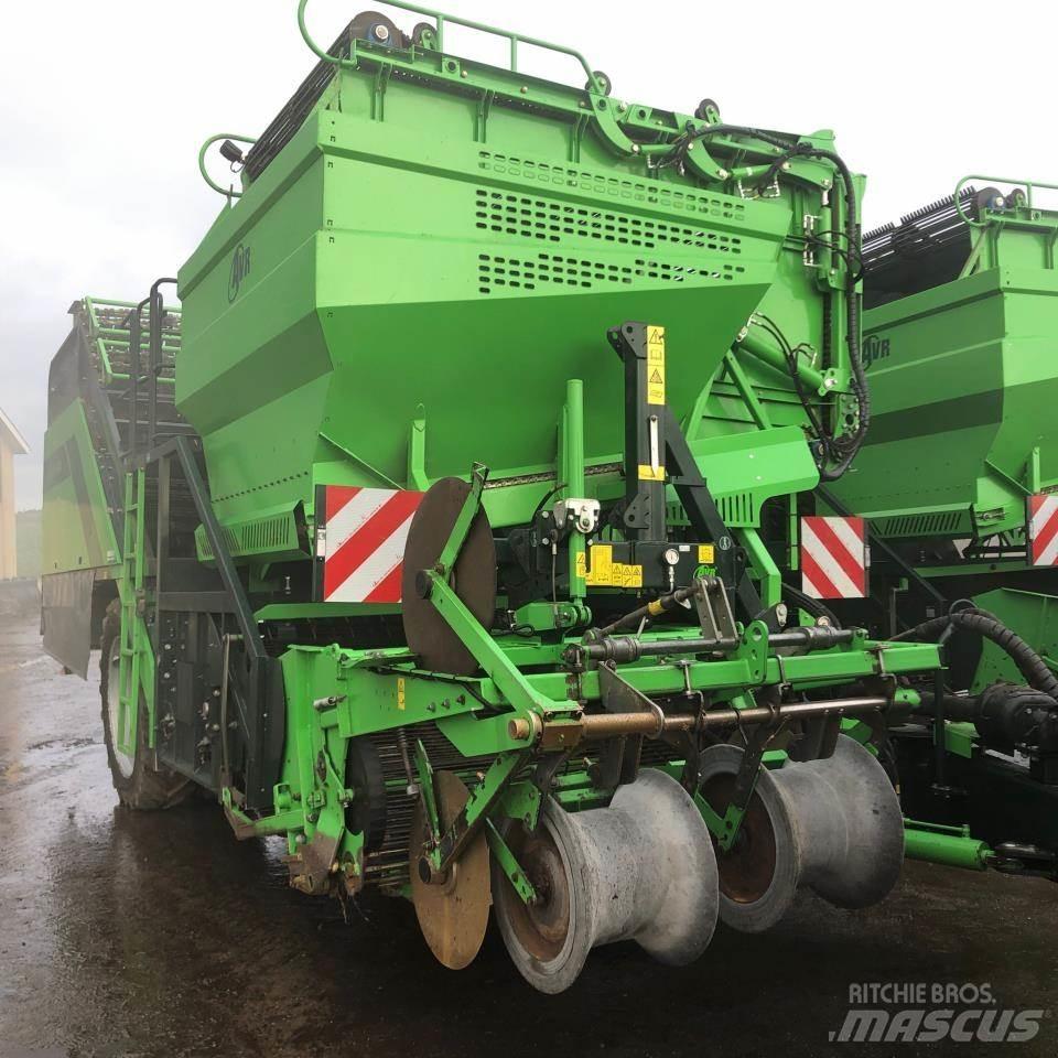 AVR SPIRIT 9200 Bramborové kombajny / sklízeče