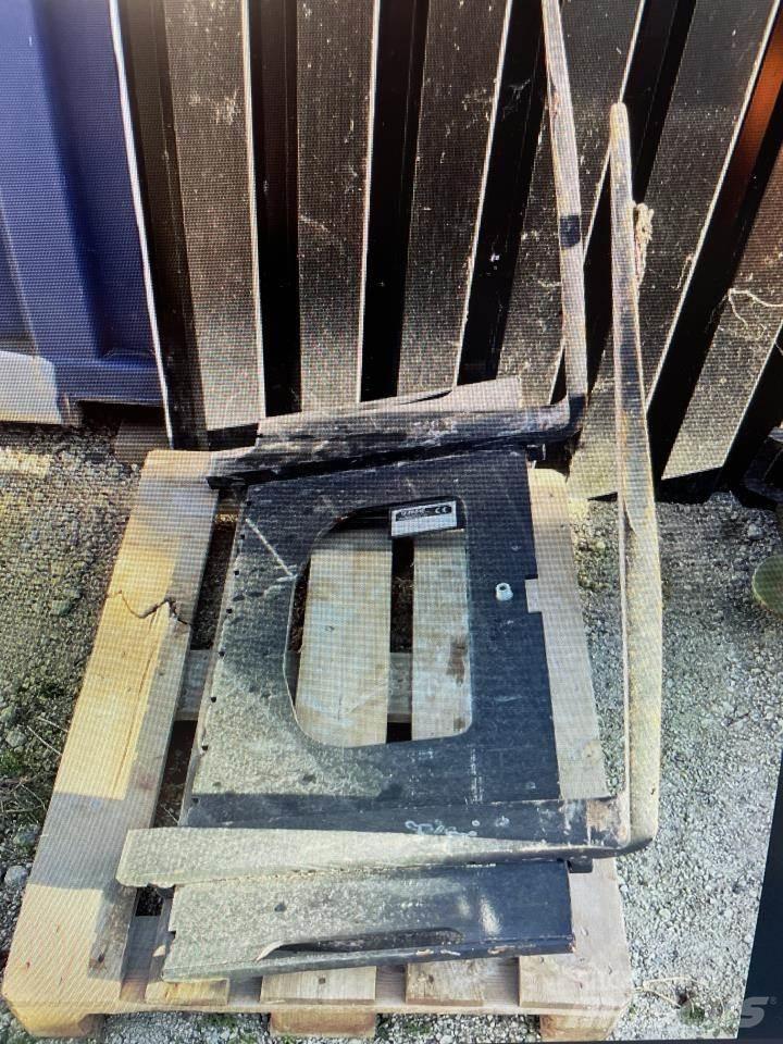 Bobcat 1000 Vidlice
