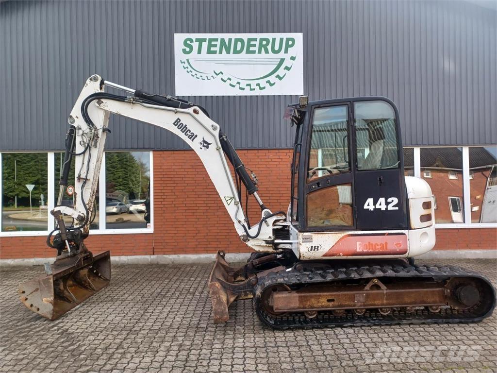 Bobcat 442 Mininakladače