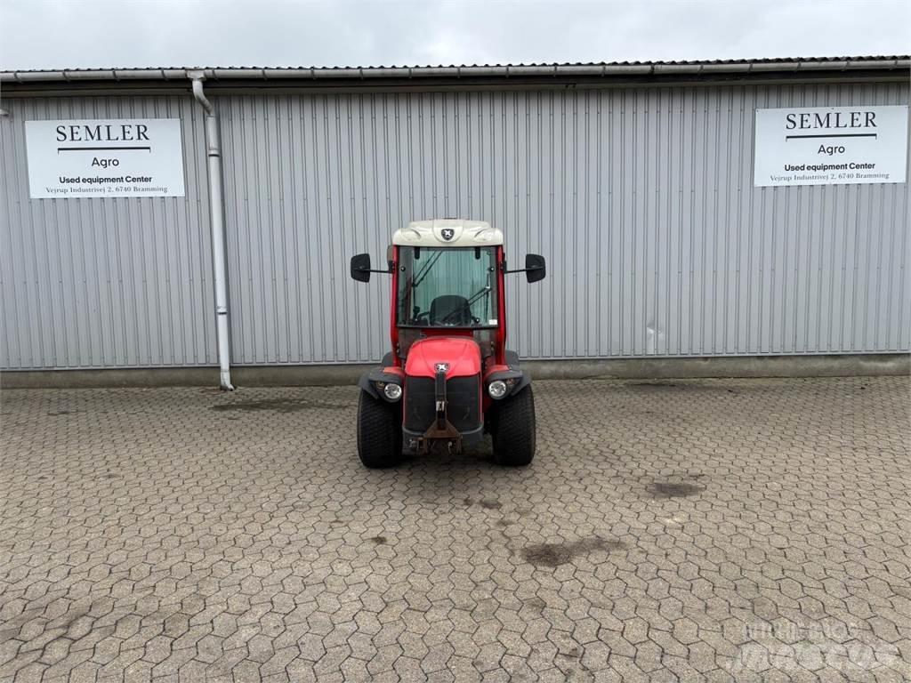 Carraro TTR 4400 Kompaktní traktory