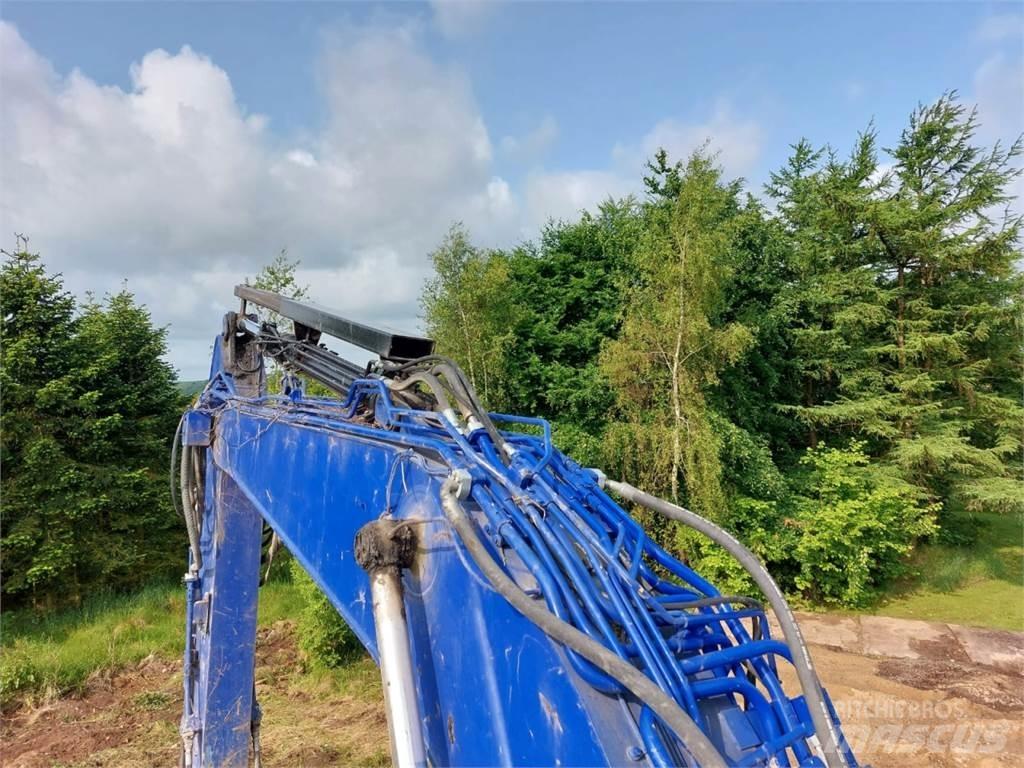 CAT 325F Pásová rýpadla