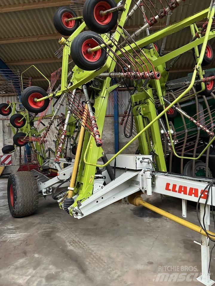 CLAAS LINER 3000 Obraceče a shrabovače sena