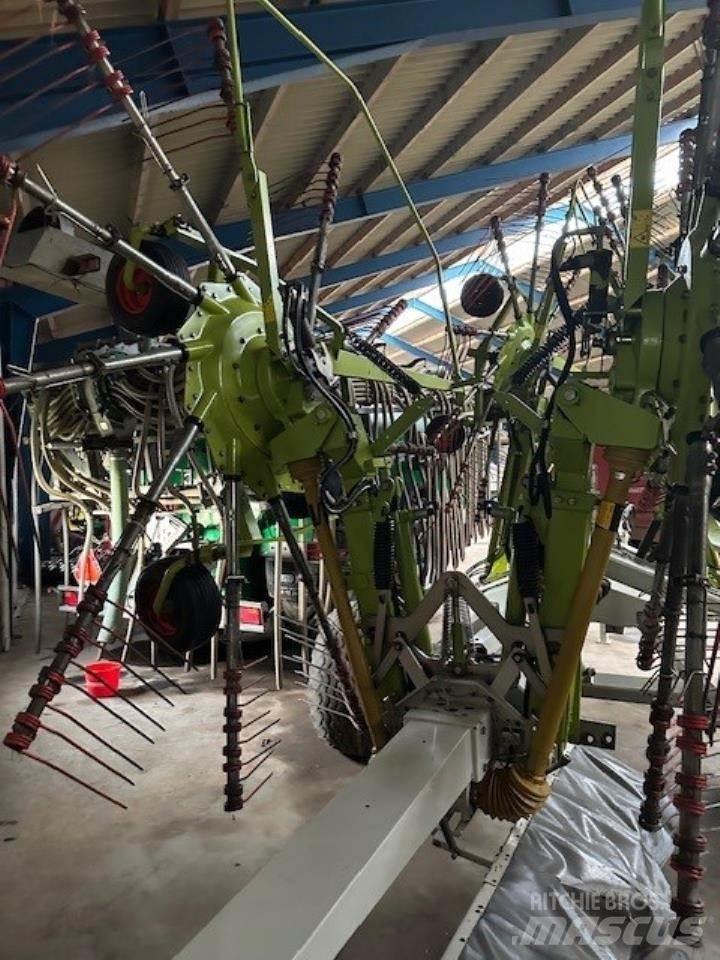 CLAAS LINER 3000 Obraceče a shrabovače sena