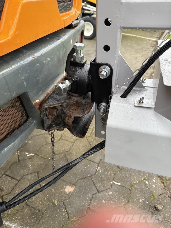 Dk-Tec DR100 Sypače písku a soli