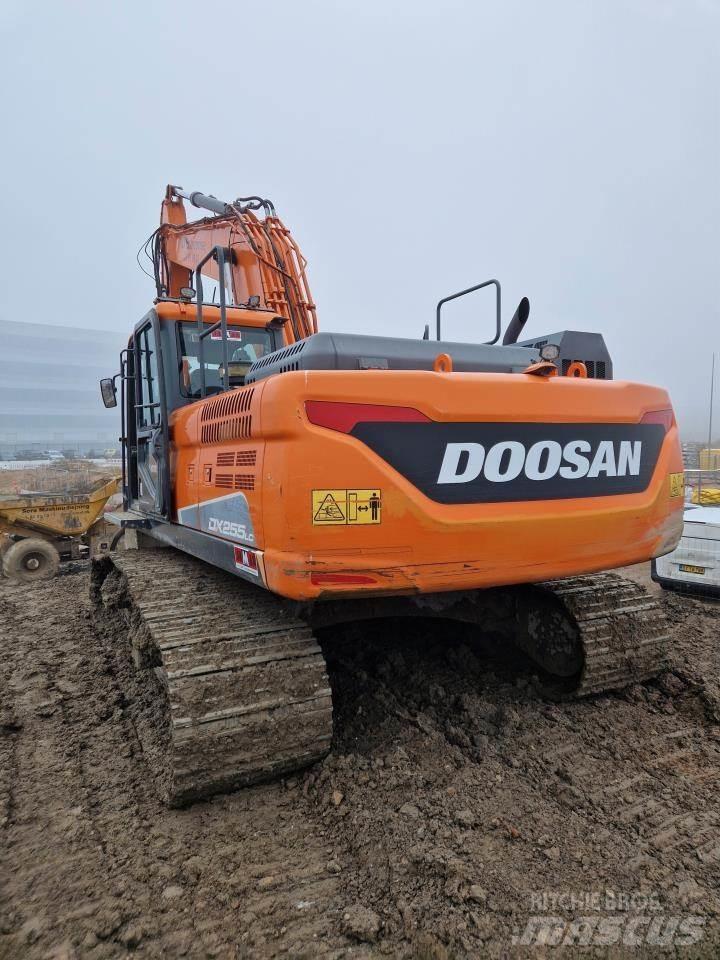 Doosan 255-5 Pásová rýpadla