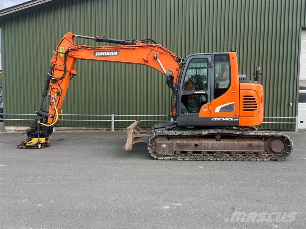 Doosan DX140LCR-5 Pásová rýpadla