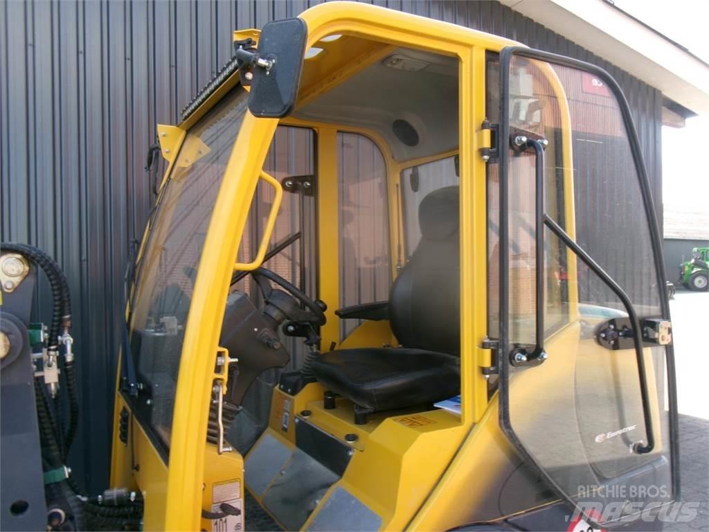 Eurotrac W12 Mininakladače
