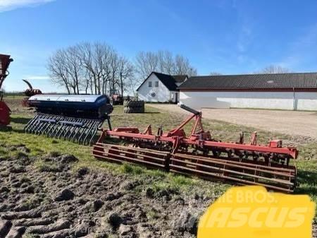 Fiona APOLLO 4M Kombinované secí stroje