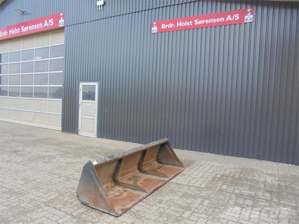Hauer 2,4 M Další příslušenství k traktorům