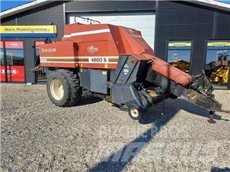 Hesston 4860S Lis na hranaté balíky