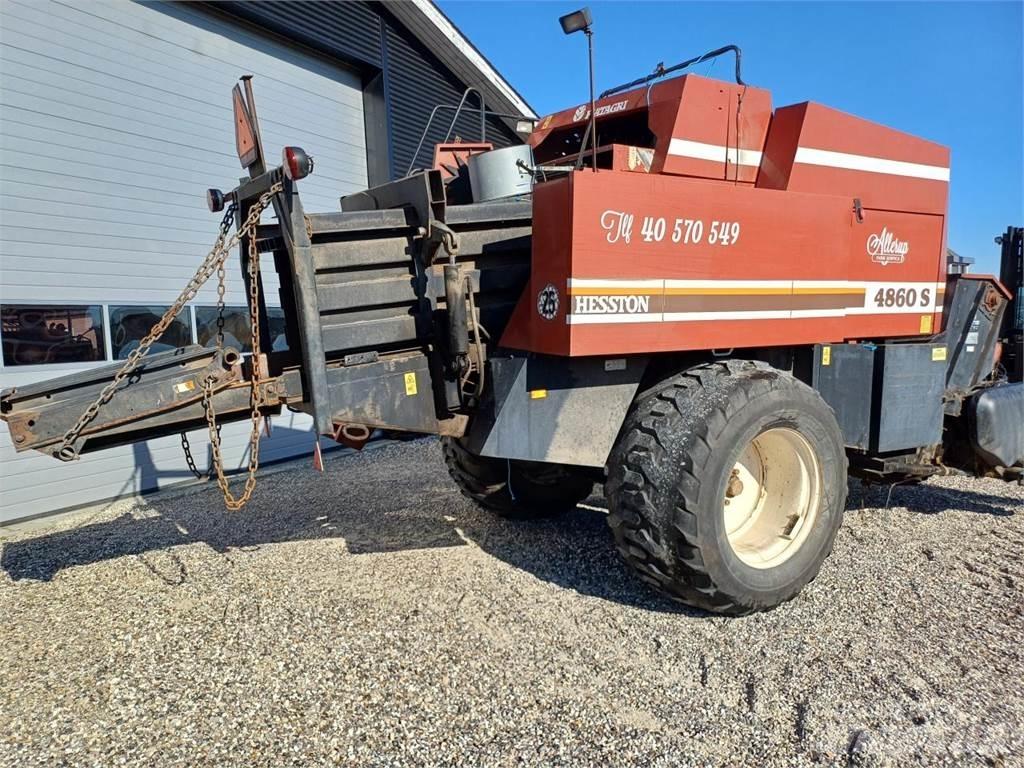 Hesston 4860S Lis na hranaté balíky