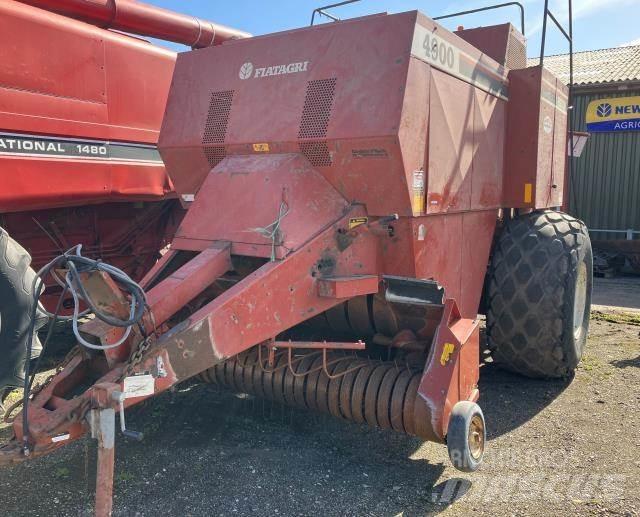 Hesston 4900 Lis na hranaté balíky