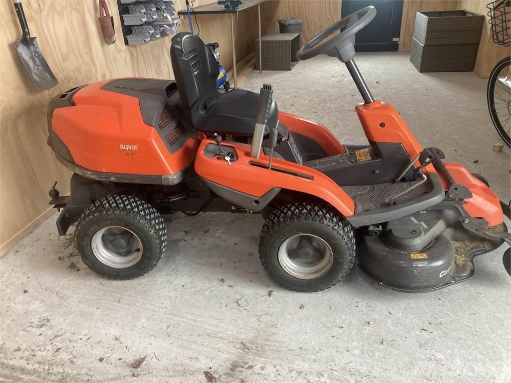 Husqvarna R214TC Žací stroje