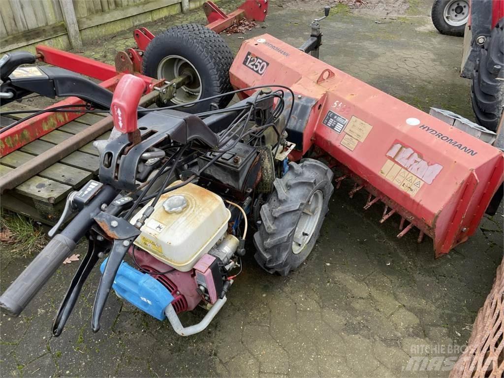 Hydromann 1250 Obraceče a shrabovače sena